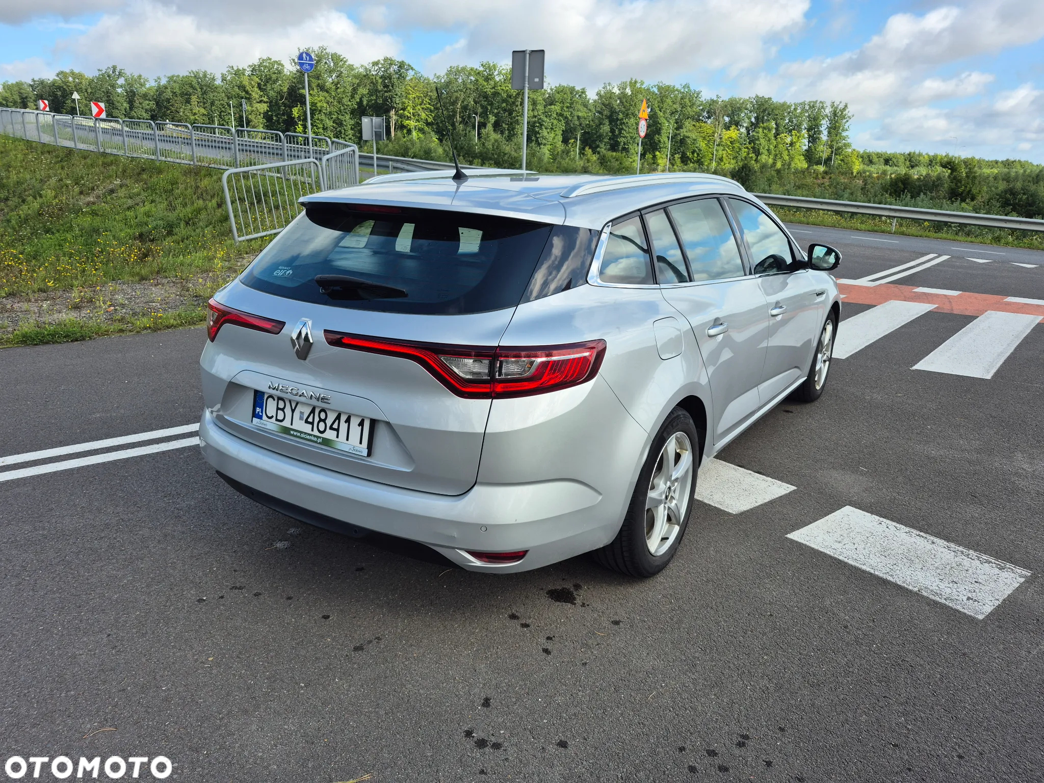 Renault Megane 1.5 dCi Intens EDC - 4