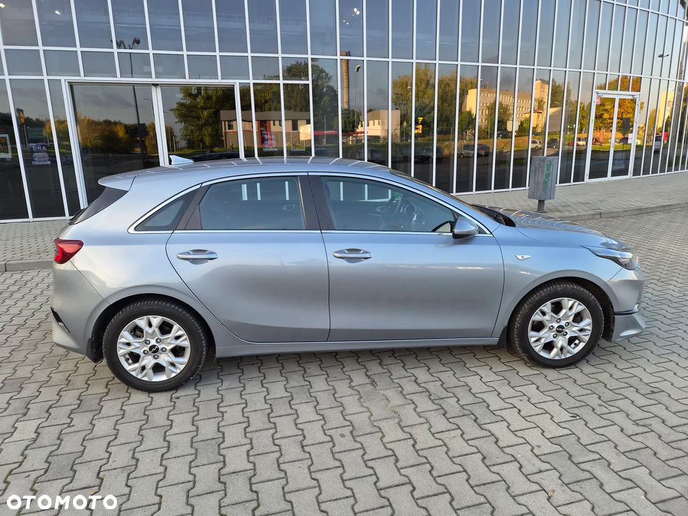 Kia Ceed 1.0 T-GDI M - 11