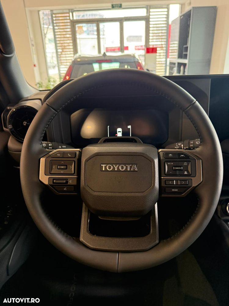 Toyota Land Cruiser 2.8l D-4D 204 CP A/T 7 locuri Executive - 15