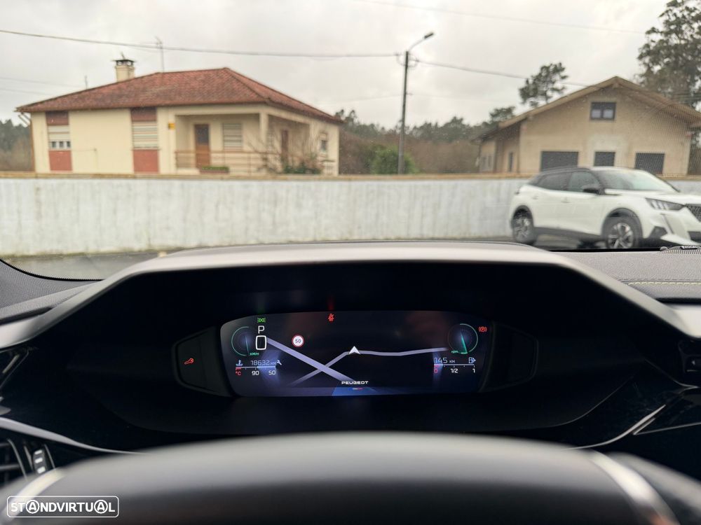 Peugeot 308 1.2 PureTech GT EAT8 - 28