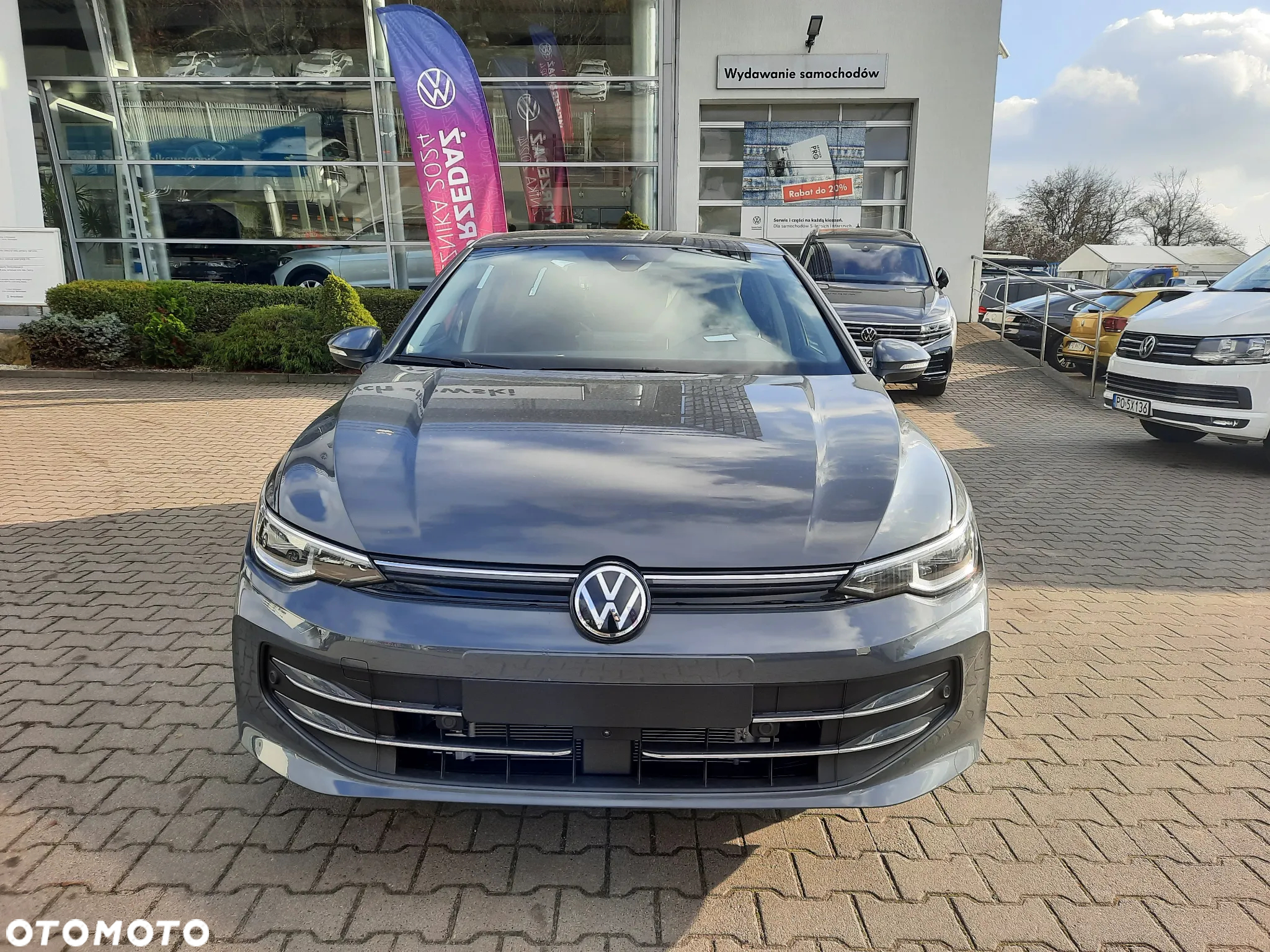 Volkswagen Golf - 12