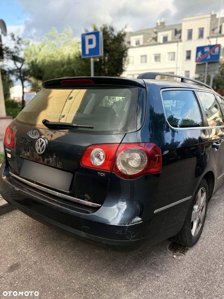 Volkswagen Passat 1.9 TDI Comfortline - 4