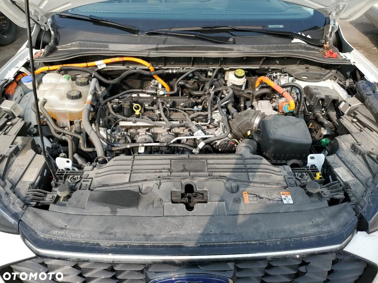 Ford Kuga - 11