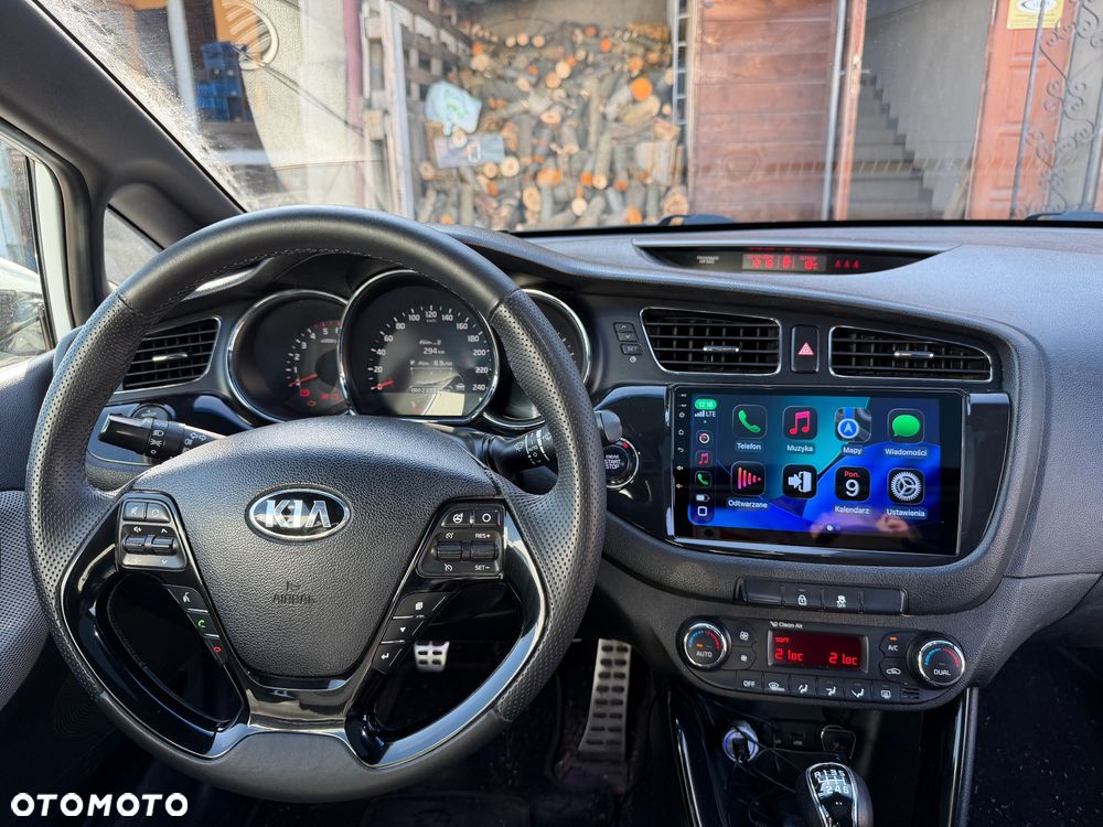 Kia ProCeed - 14