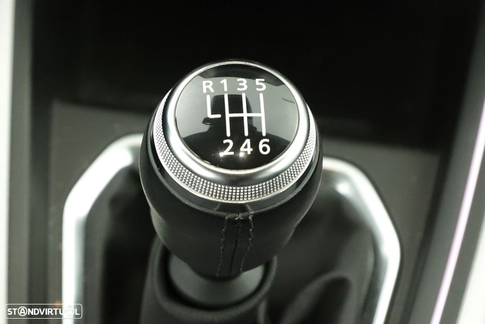 Renault Clio 1.0 TCe Techno - 13