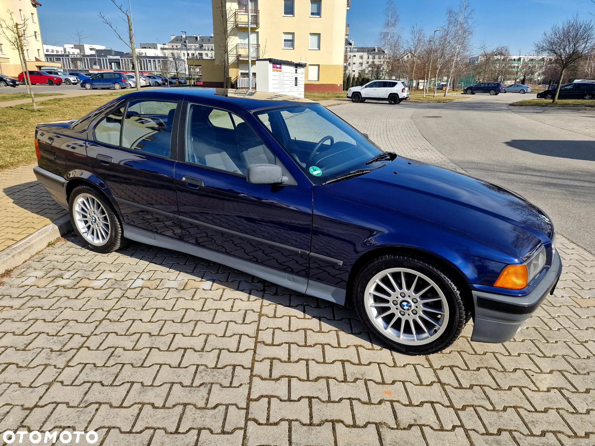 BMW Seria 3 318i - 2