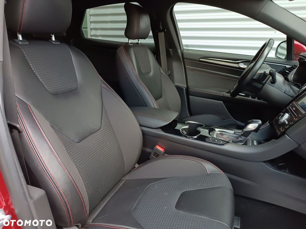 Ford Mondeo 1.5 EcoBoost ST-Line X - 28