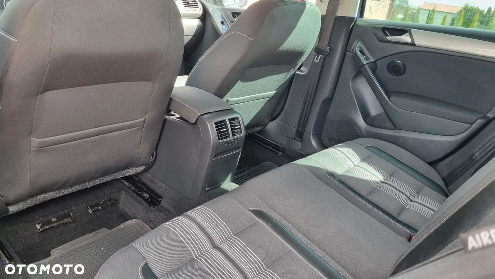 Volkswagen Golf 1.2 TSI BlueMotion Technology MATCH - 30