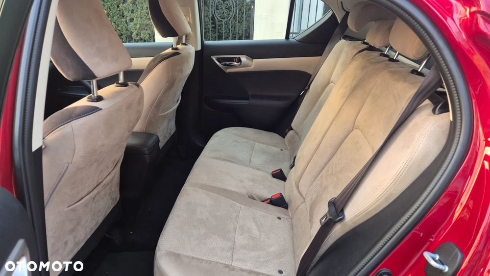 Lexus CT 200h Elegance EU6 - 13