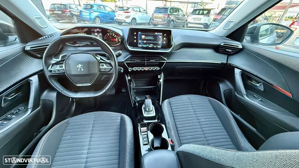 Peugeot 2008 1.2 PureTech Active Pack EAT8 - 11