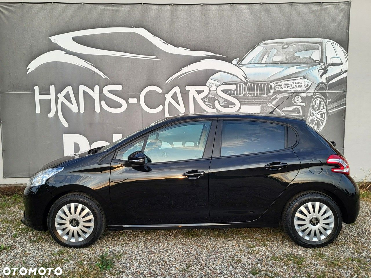 Peugeot 208 - 28