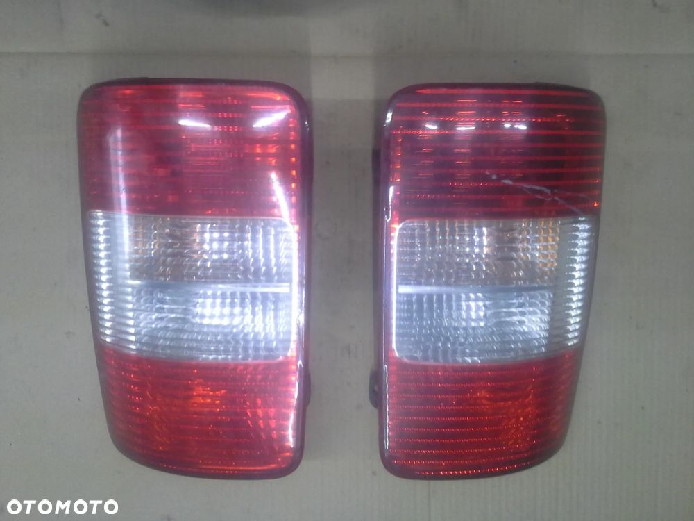 Volkswagen Caddy lampy tylne komplet EU - 1