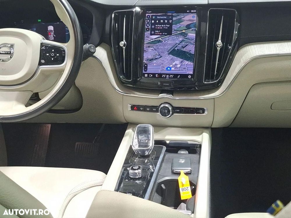 Volvo XC 60 T6 AWD Recharge Plus Bright - 7