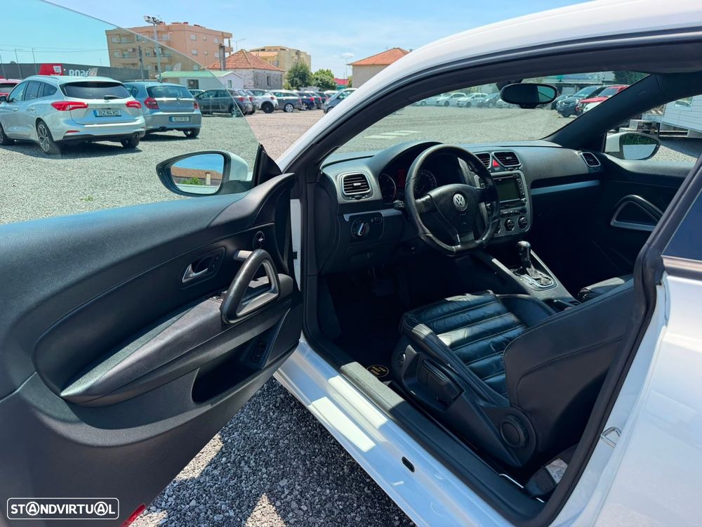 VW Scirocco 2.0 TDI Sport DSG - 6