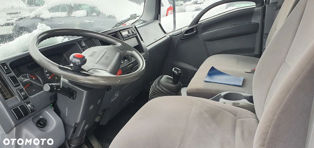 Isuzu ( l35 P62 P50 P75 N62 NPR Cabstar ) - 8