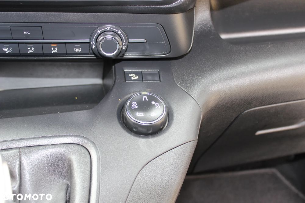 Opel Combo 1.5 D Start/Stop Innovation - 26