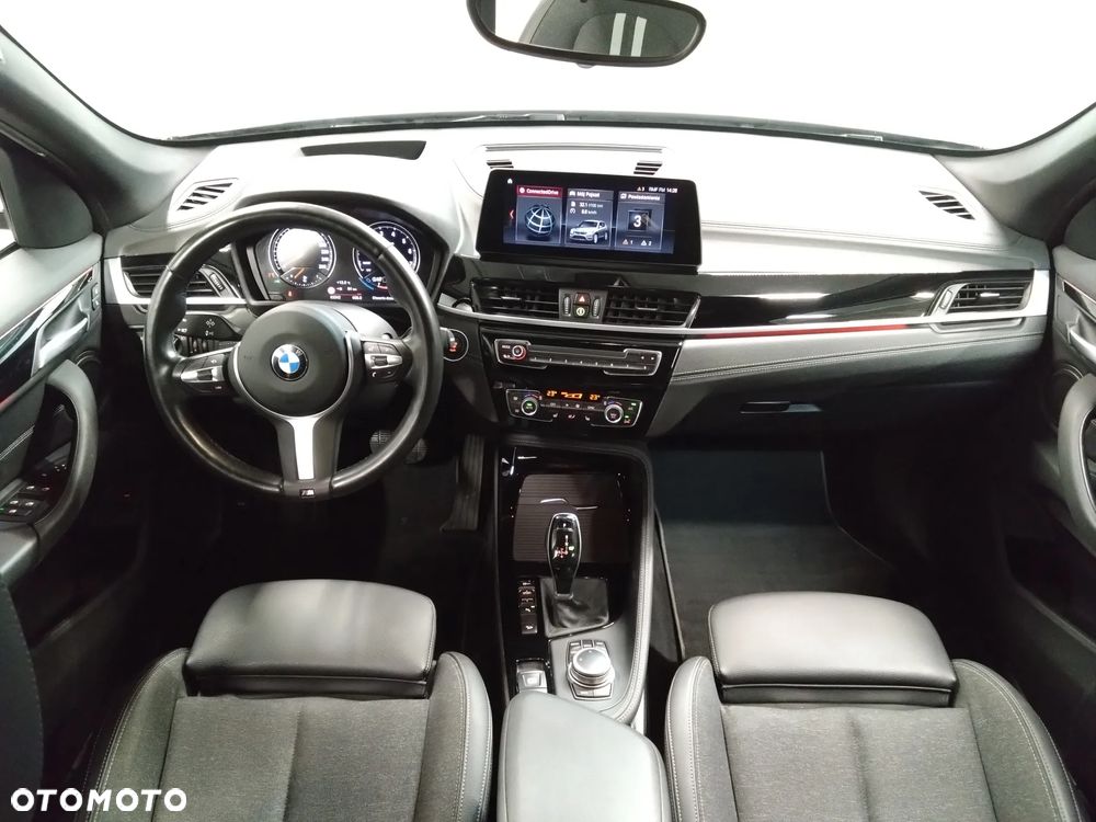 BMW X1 xDrive20i Sport Line - 12