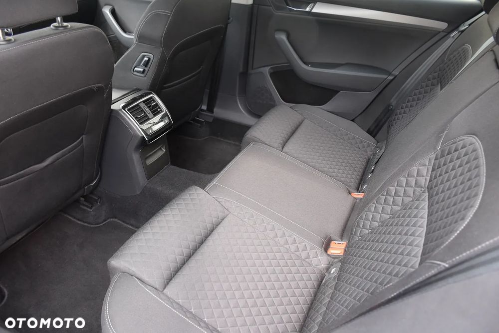Skoda Superb 2.0 TDI 4x4 Style DSG - 34