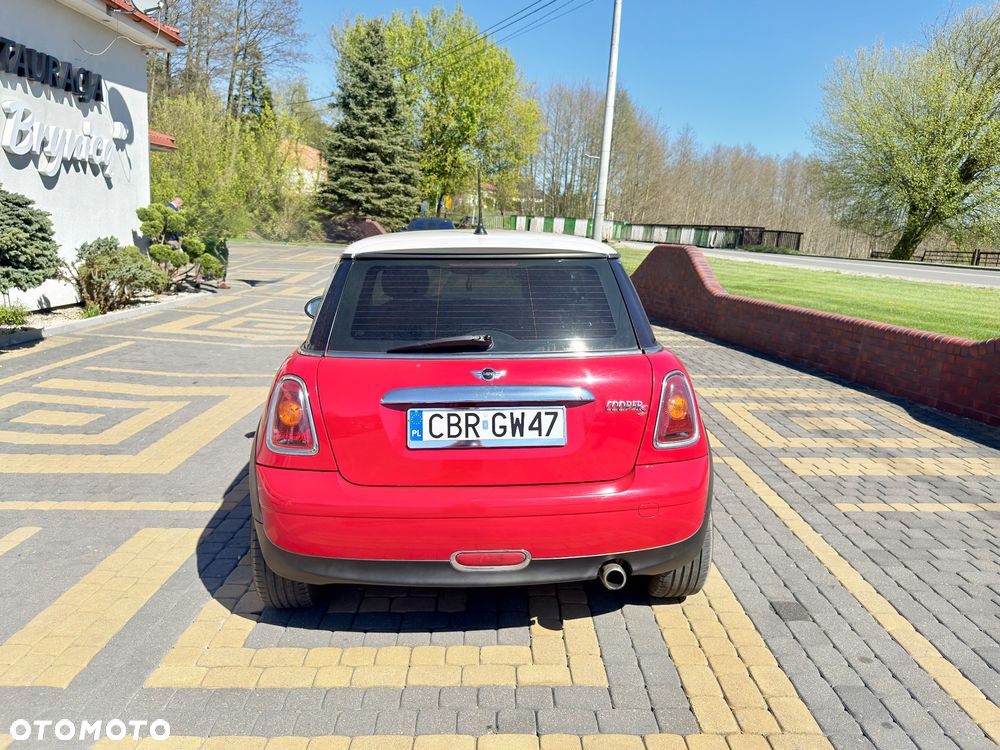 MINI Cooper Standard - 5