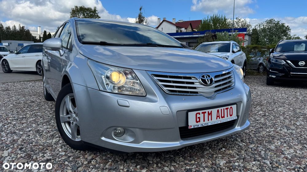 Toyota Avensis 1.8 Sol NAVI - 22
