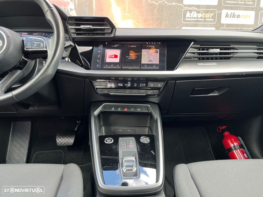 Audi A3 Limousine 30 TDI S tronic - 24