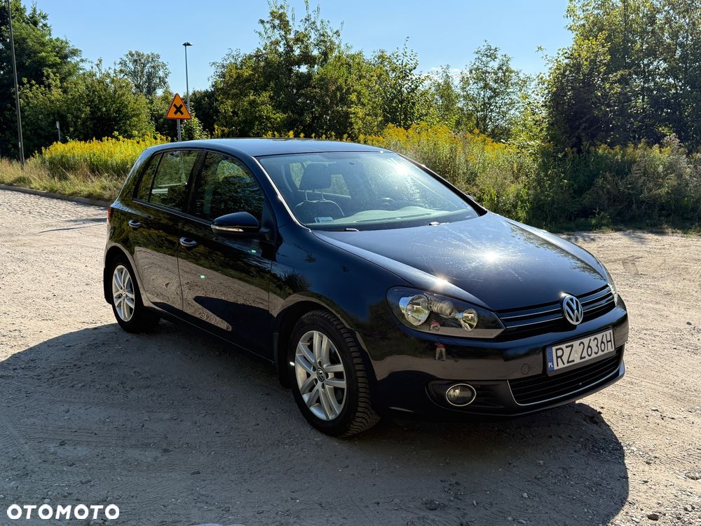 Volkswagen Golf VI 1.6 TDI Highline - 2