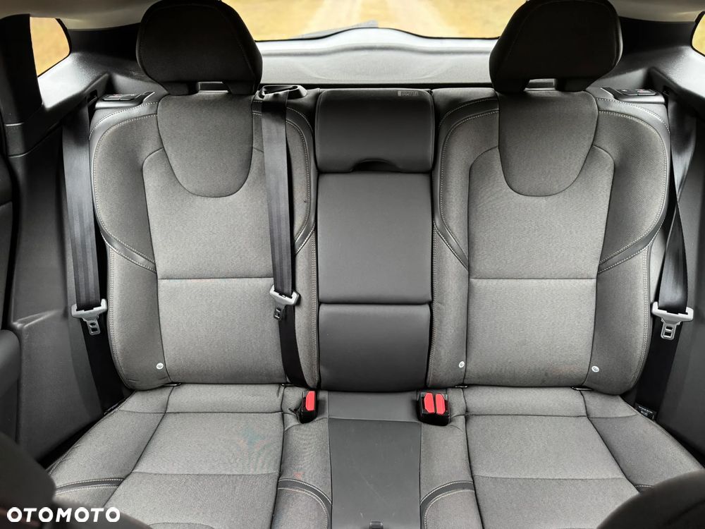 Volvo V40 Cross Country D3 - 15