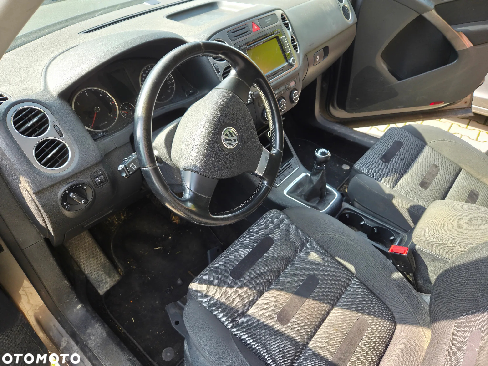 Volkswagen Tiguan - 5