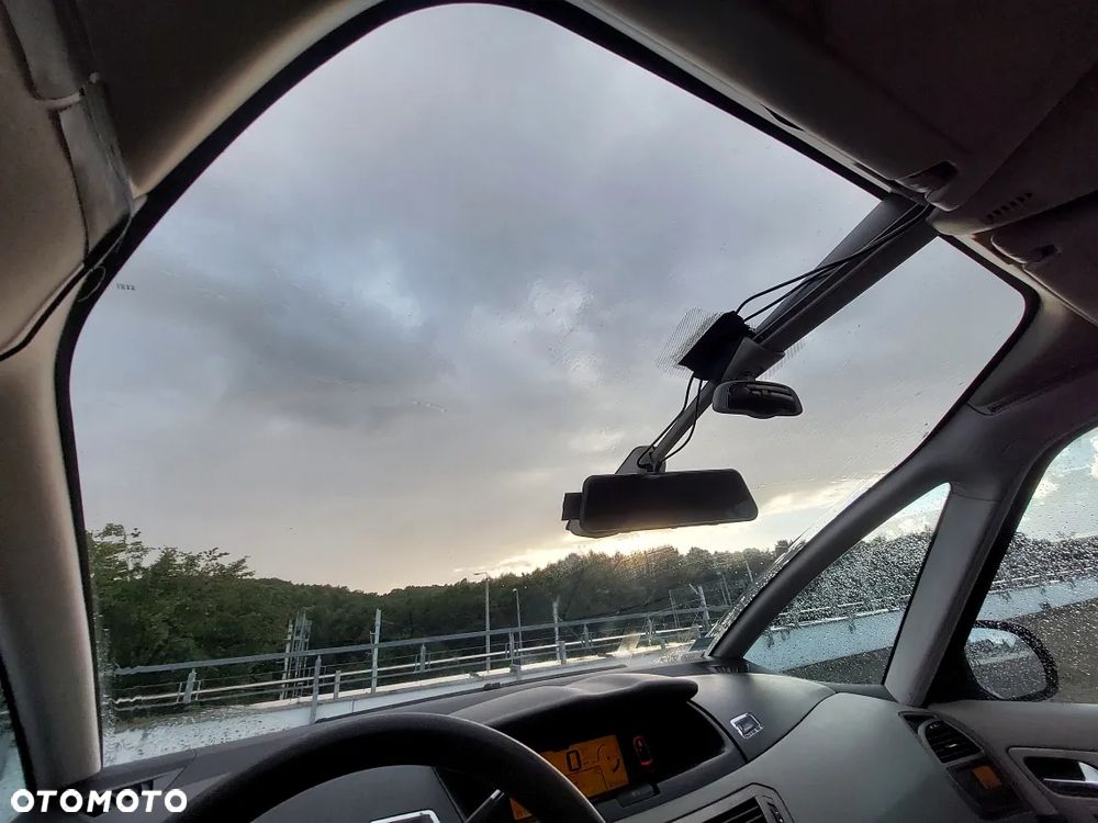 Citroën C4 Picasso 2.0 HDi Equilibre Exclusive MCP - 23