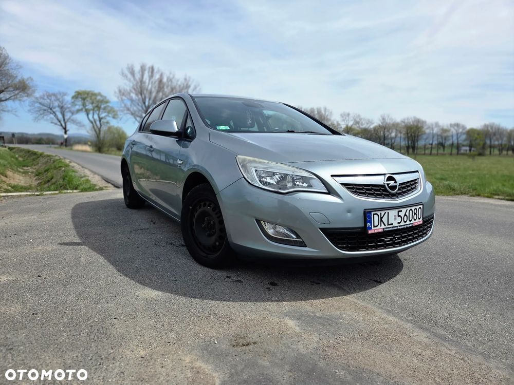 Opel Astra 1.7 CDTI Enjoy - 4