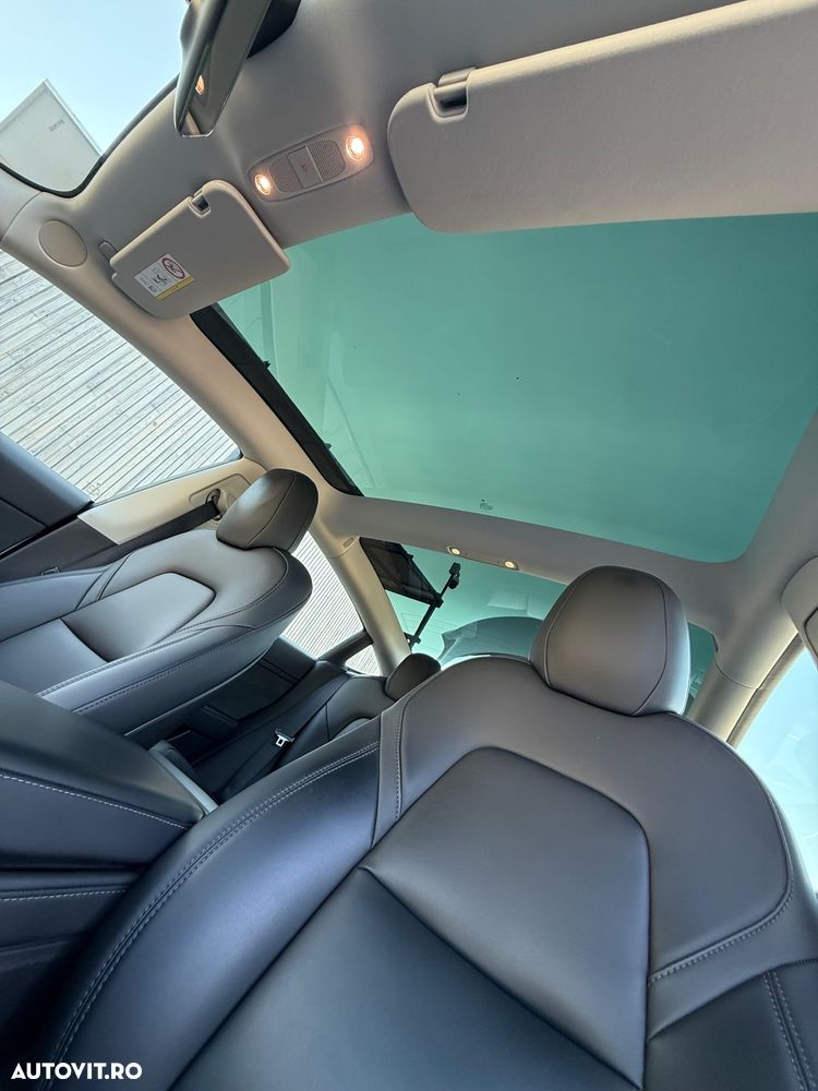 Tesla Model 3 Standard Reichweite Plus Hinterradantrieb - 23