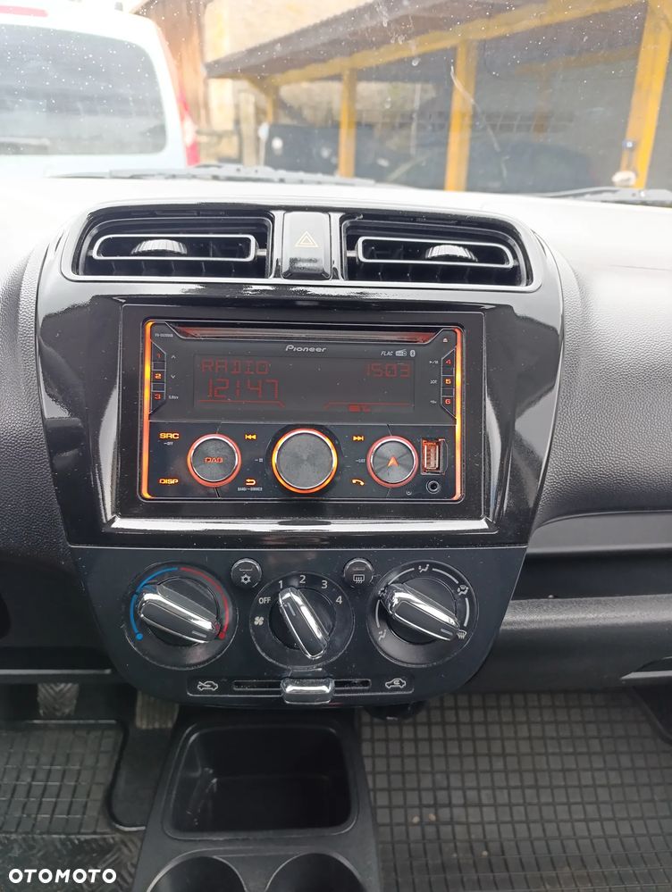 Mitsubishi Space Star 1.2 Inform - 10
