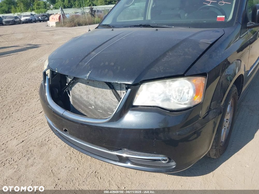 Chrysler Town & Country 3.6 Touring - 12
