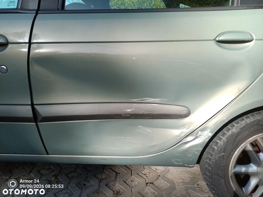 Renault Scenic - 16