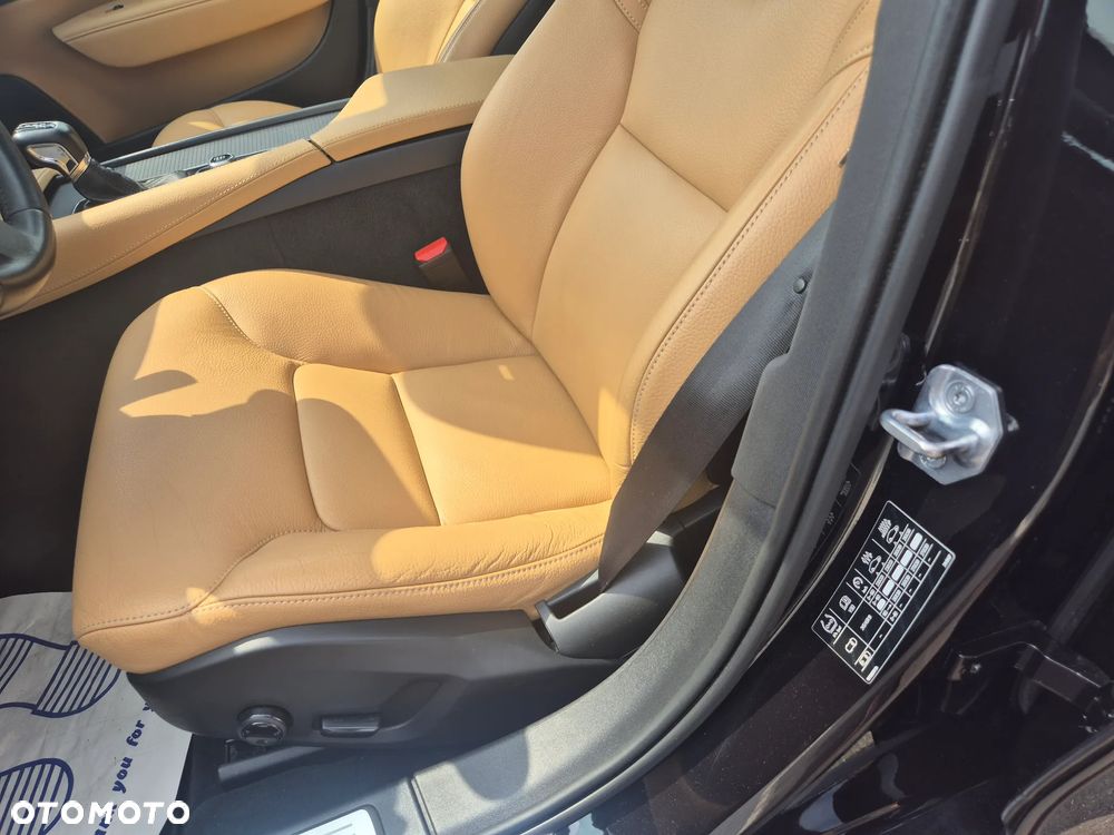 Volvo V90 - 38