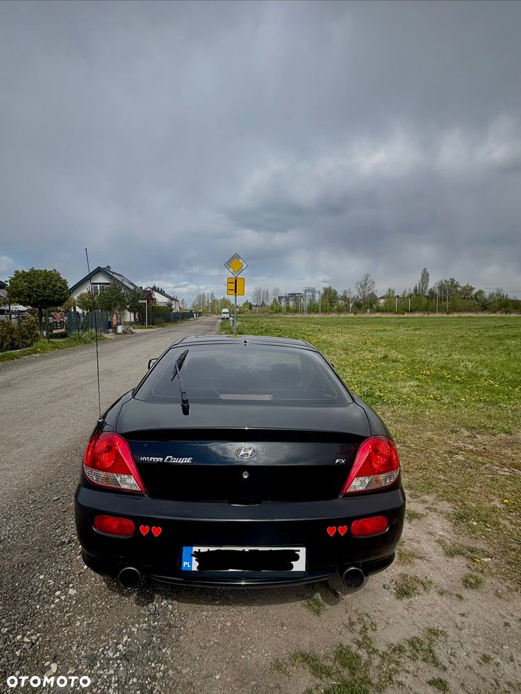Hyundai Coupe - 3