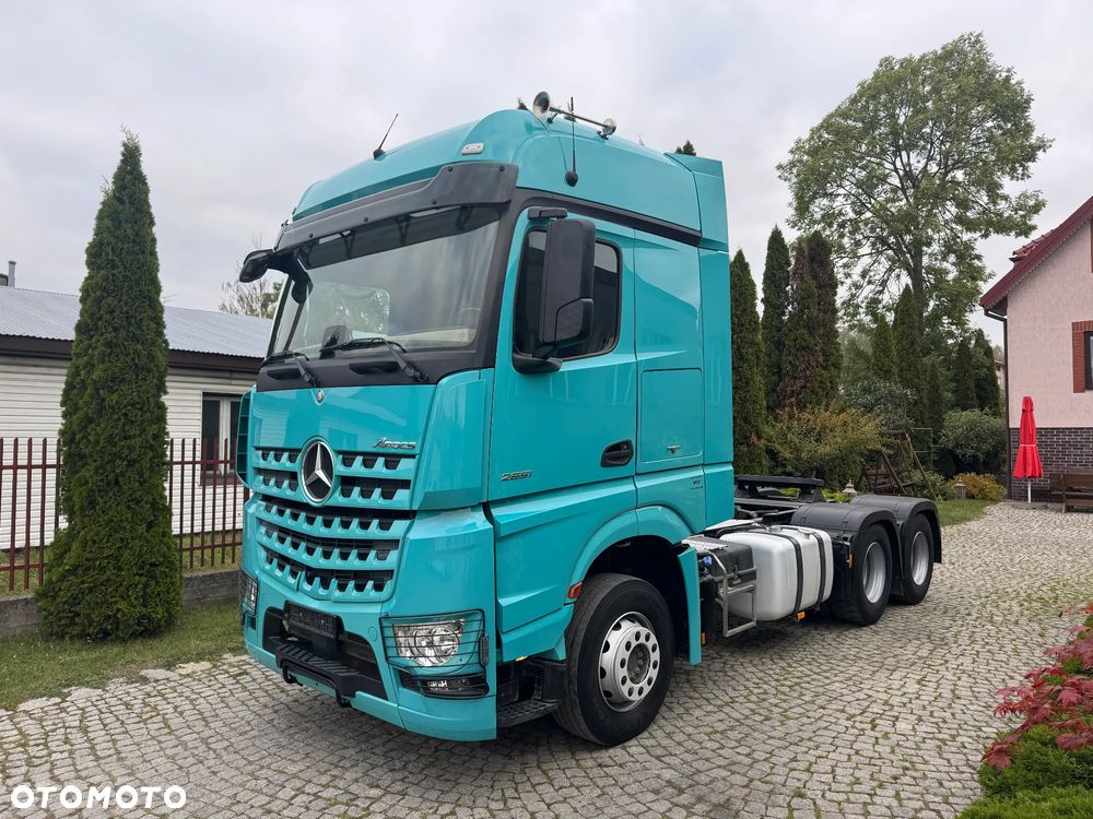 Mercedes-Benz AROCS - 40