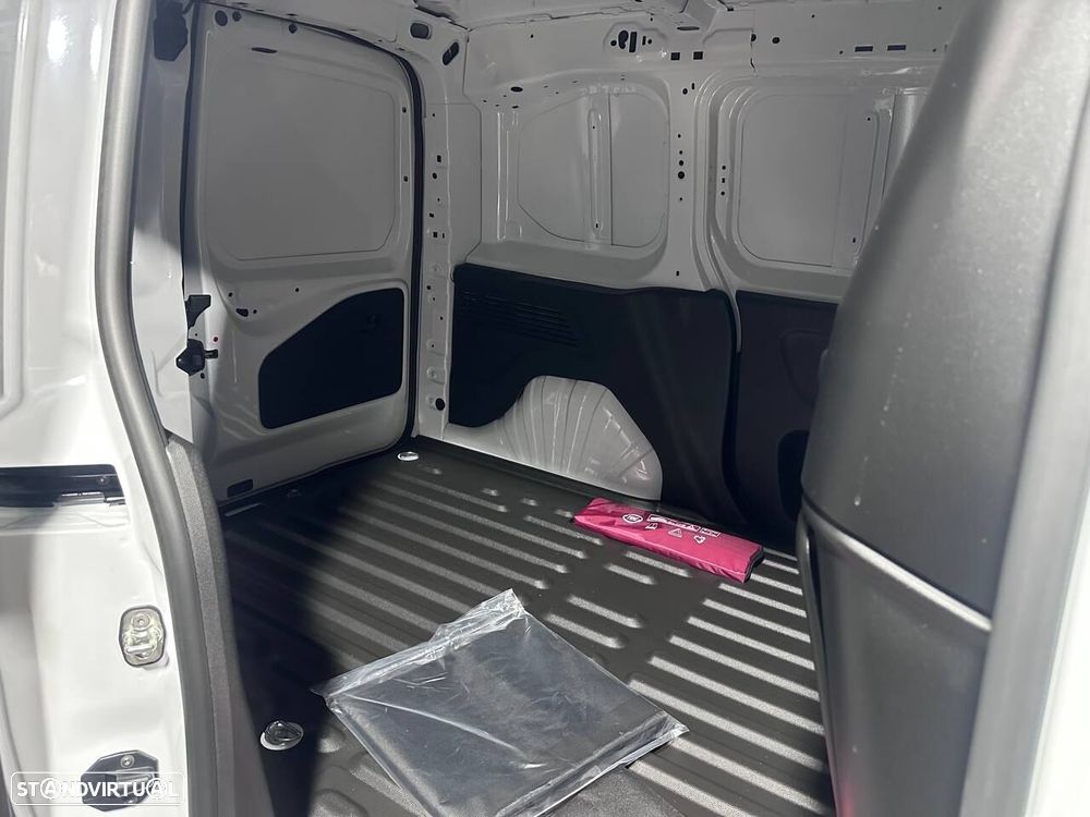 Fiat E-dobl e-Doblo 50 KWH - 5