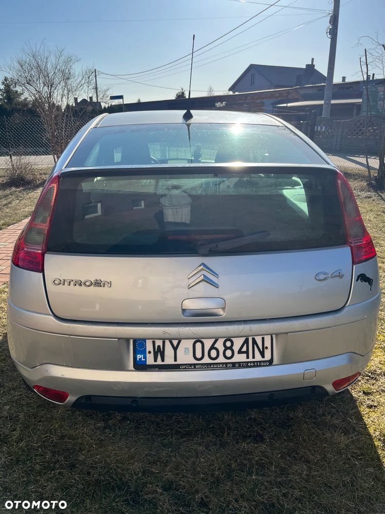 Citroën C4 1.6 16V Impress - 4