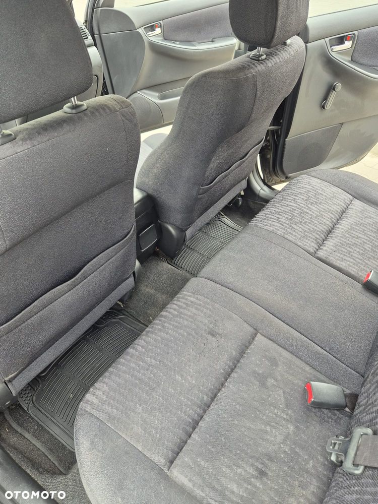 Toyota Corolla 1.4 VVT-i Base - 5