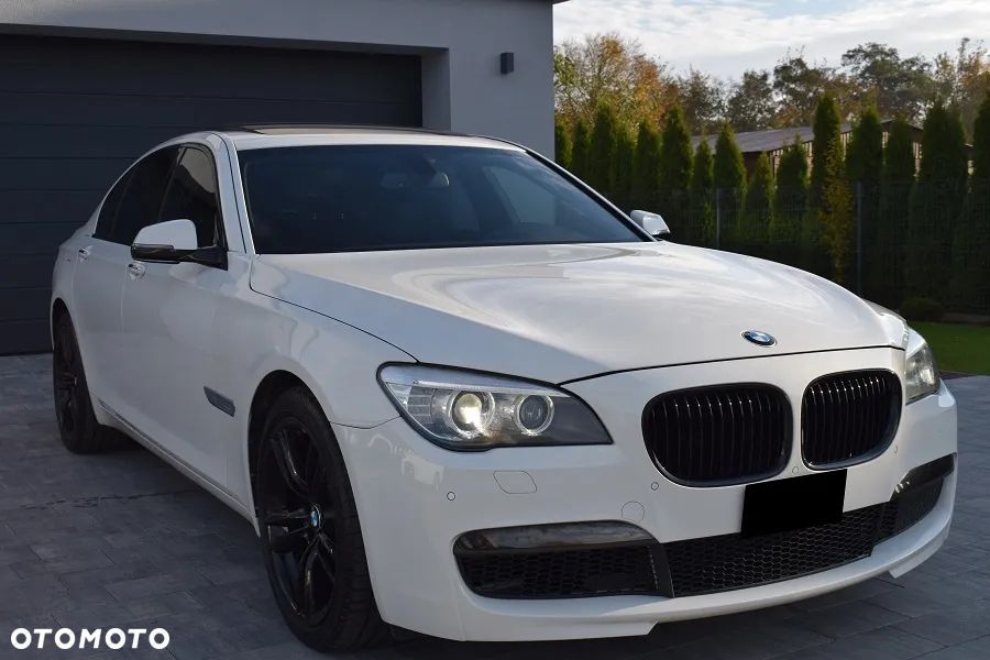 BMW Seria 7 740Li Edition Exclusive - 30
