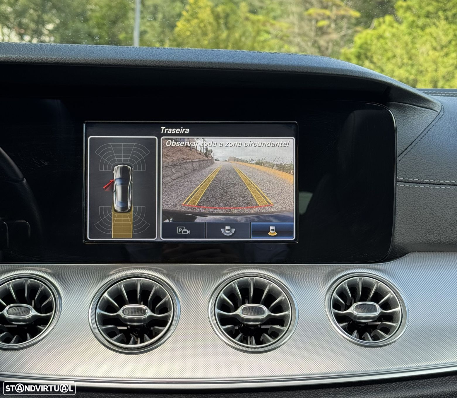 Mercedes-Benz E 220 d AMG Line - 14