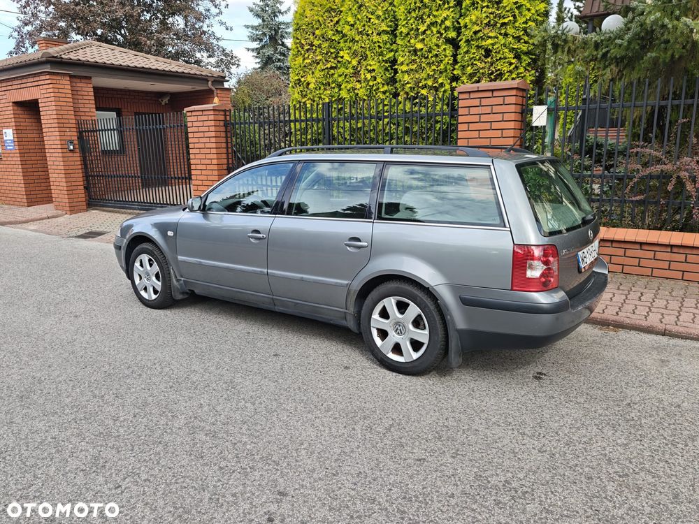Volkswagen Passat 1.8T Comfortline - 17