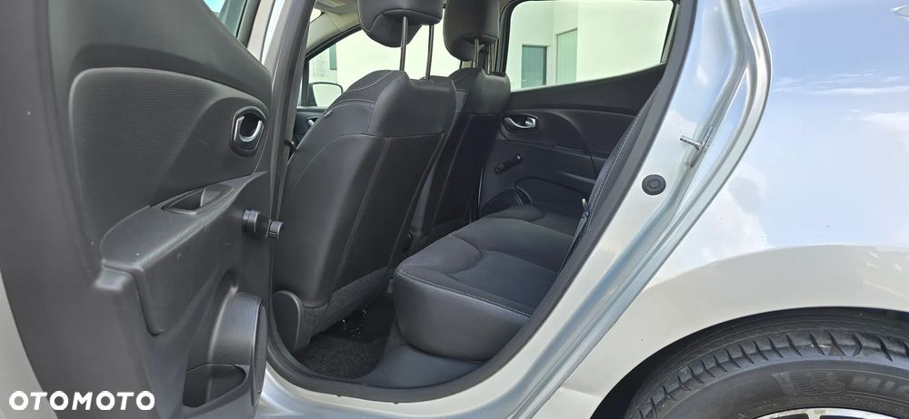 Renault Clio - 18