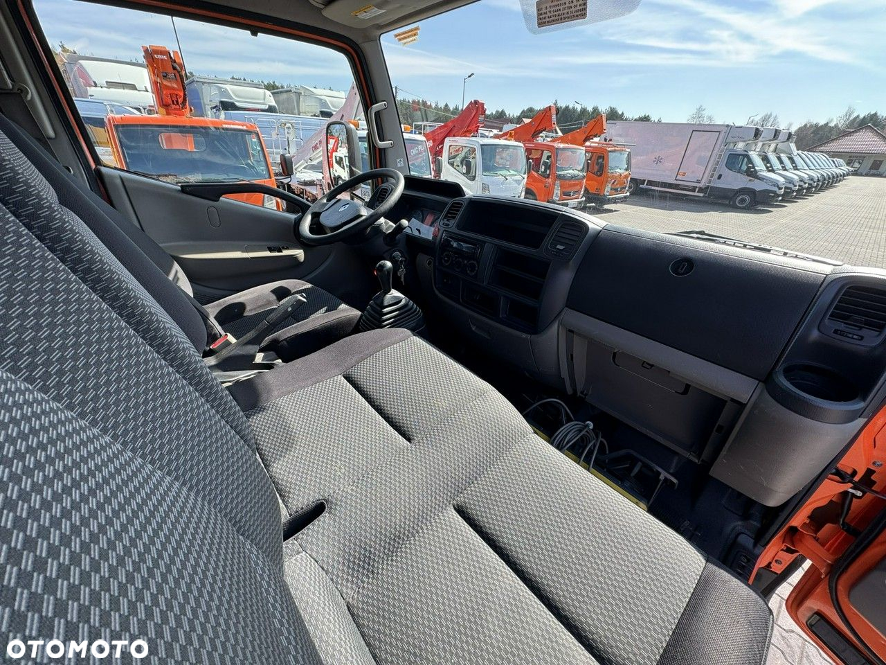 Renault Maxity - 34