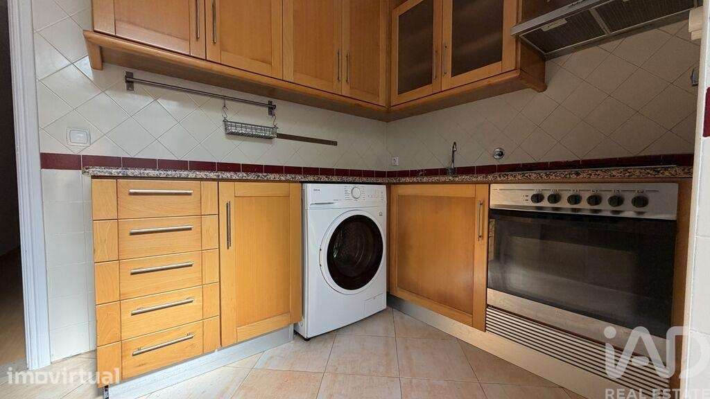 Apartamento T2 em Campo de Ourique - Grande imagem: 4/21