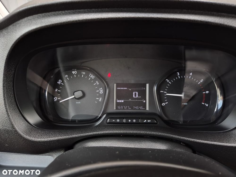 Toyota PROACE - 13