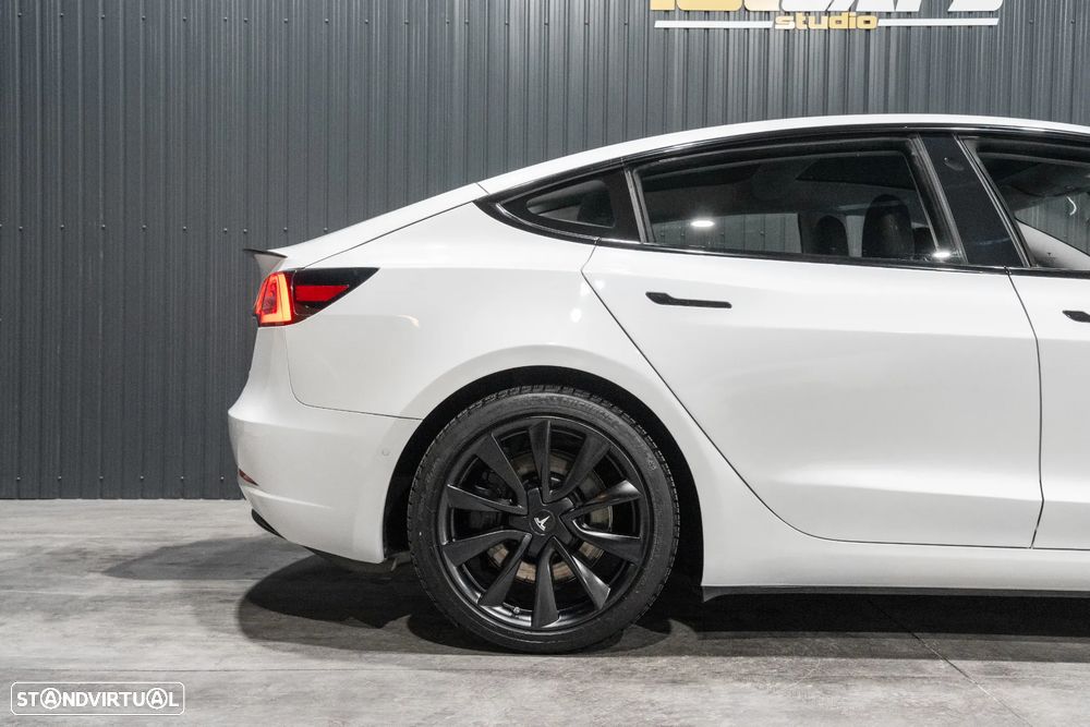 Tesla Model 3 Long Range AWD Dual Motor - 43