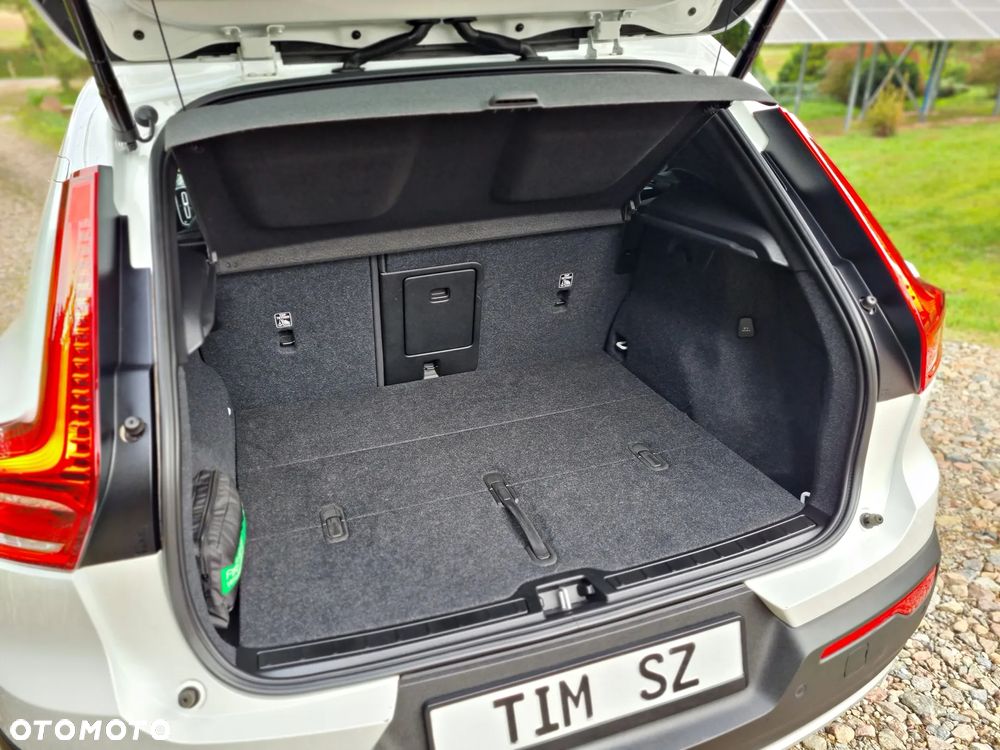 Volvo XC 40 B3 B DKG Essential - 15