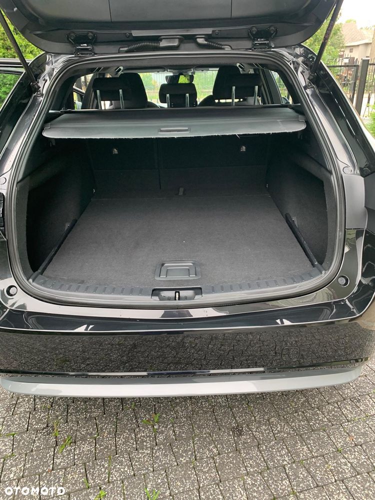 Toyota Corolla 1.8 Business Edition - 17